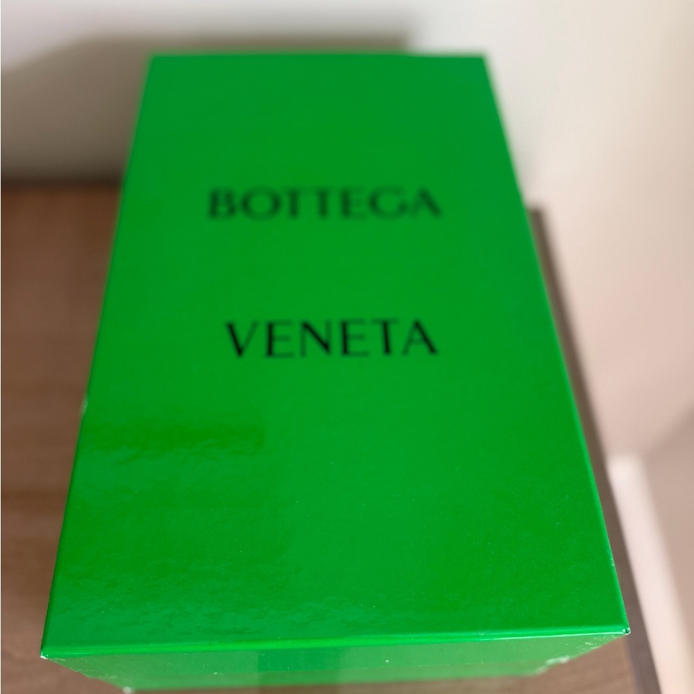 Bottega Veneta Bright Green Box